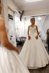 Ivory Satin Sweetheart A-Line Sleeveless Wedding Dress