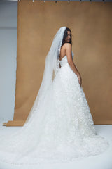 R394V - 3D Flower Veil