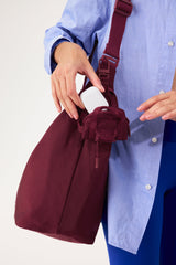 BEIS 'The Sport Duffle Charm in Burgundy