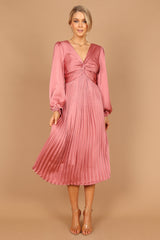 Noelle Twist Front Pleated Midi Dress - Blush