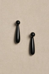 SMALL ANGELIKA EARRINGS IN ONYX