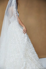R394V - 3D Flower Veil
