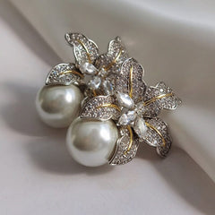 Gorgeous Flower Imitation Pearl Earrings
